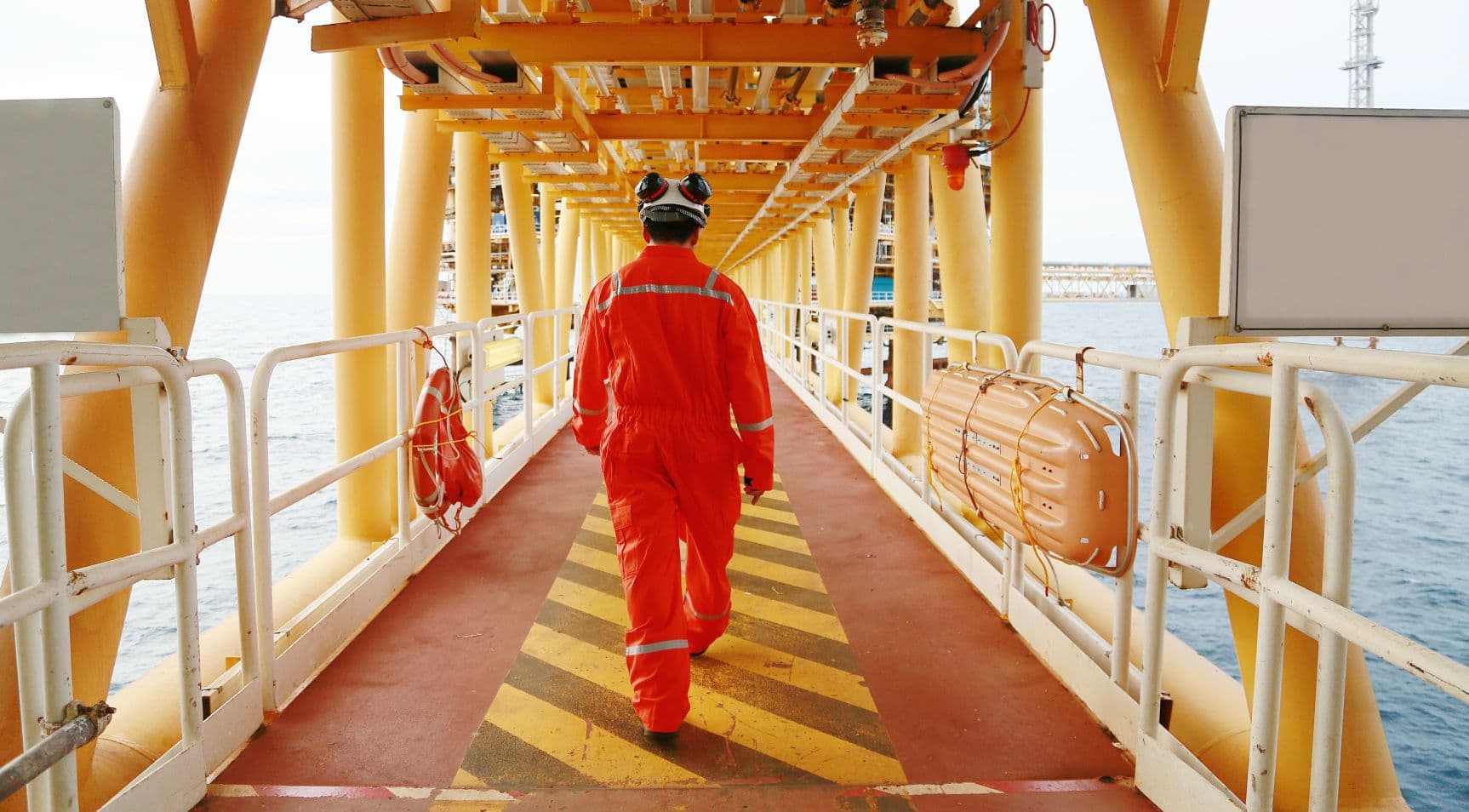 How to become an OIM